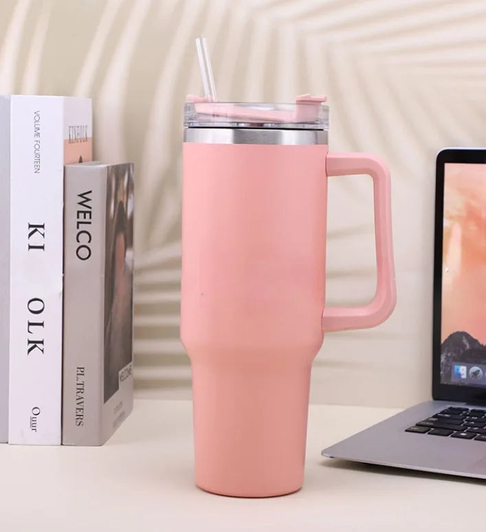 Garrafa Térmica 1200ml com Alça e Canudo - Bebidas na Temperatura Ideal por até 12 Horas.