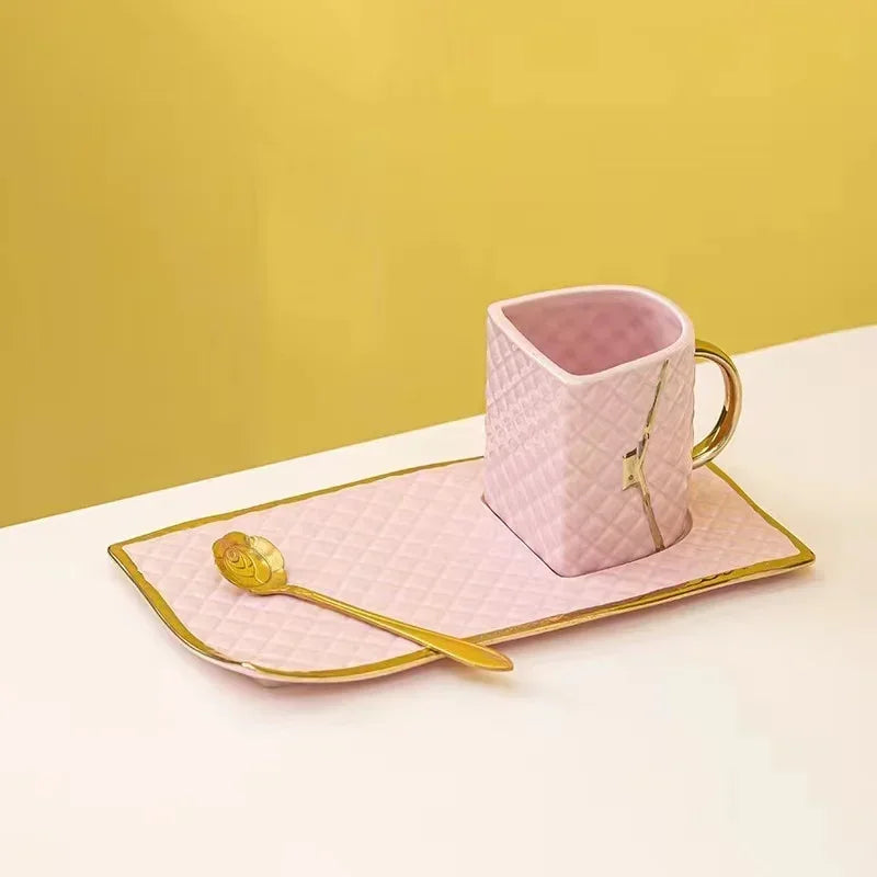 Caneca Luxo Diamante – Presente Perfeito em Cerâmica Artesanal